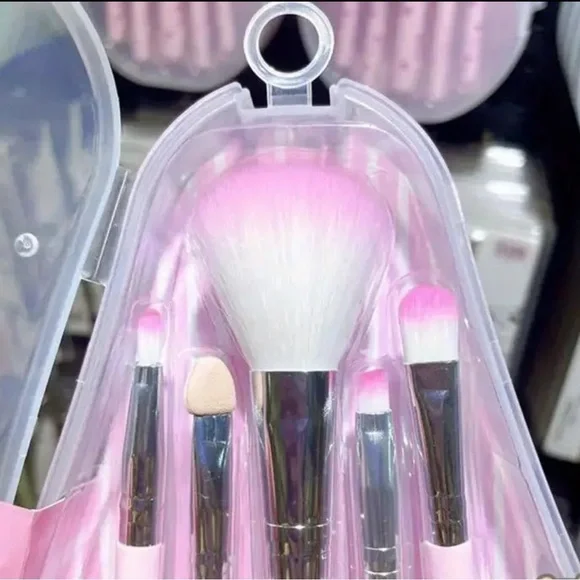 Hello Kitty Makeup Brush Set - Yellow or Blue (Pick One) - Picture 4 of 5